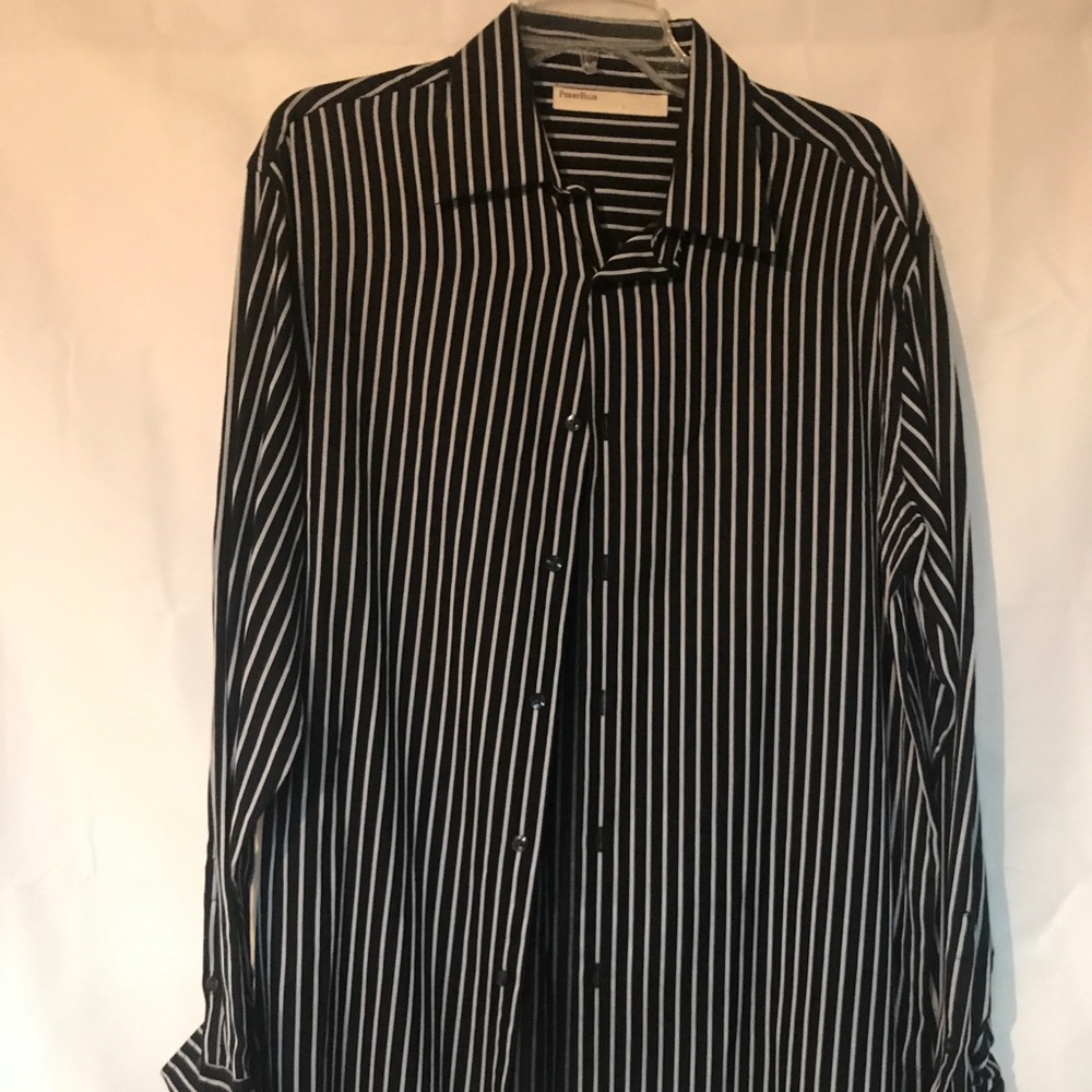 Perry Ellis men’s dress shirt